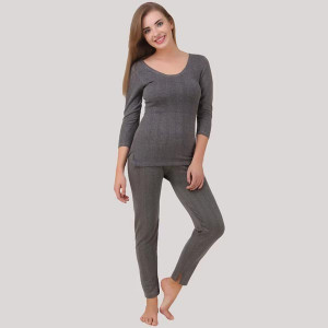 Women Ribbed Light Weight Thermal Sets